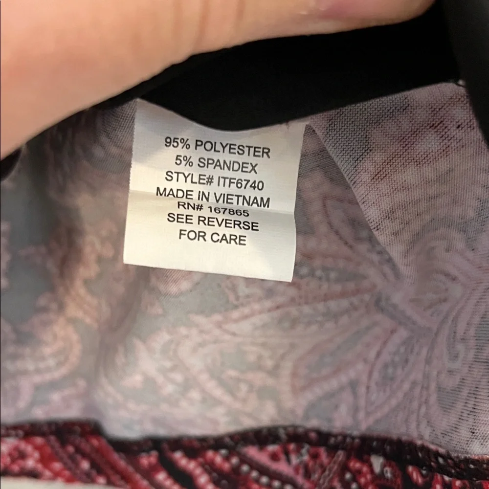 Notations Red and Black Paisley Cardigan with Tank Petite Large - Picture 3 of 7